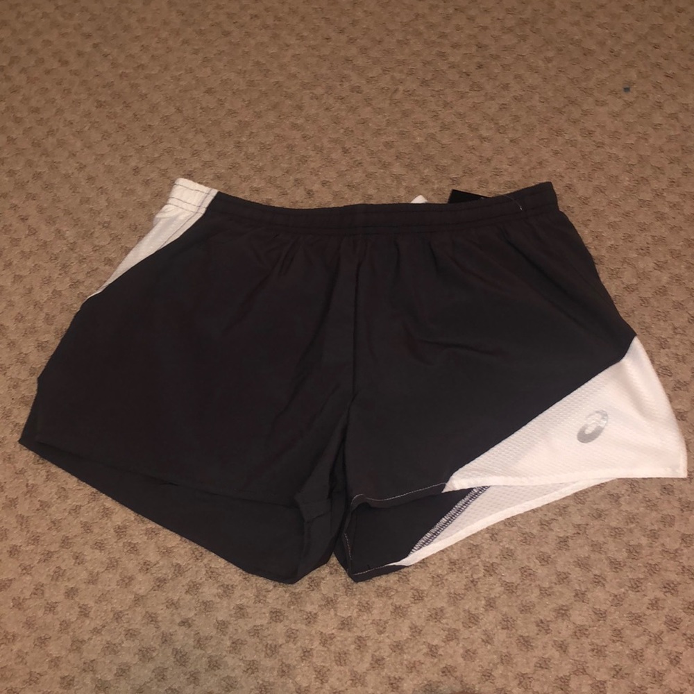 Charcoal grey & white running shorts!